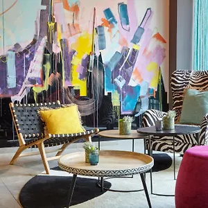 - The Niu, Fusion St. Georg By Ihg Hotell